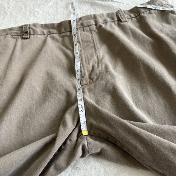 Dockers Iconic Khaki Pants Mens 44X32 Beige Flat Front Straight Leg Relaxed Fit - Picture 9 of 12